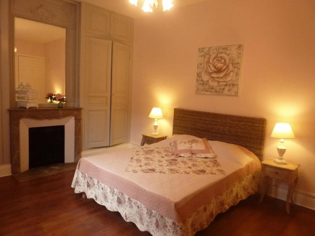 Le Clos Belle Rose Villa Haybes Rum bild
